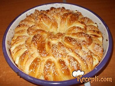 43322-pogaca-sa-skoljkicama.jpg